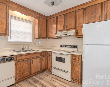 75 Laurelwood Drive - Photo Thumbnail 1
