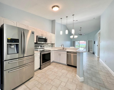 15306 W Tranquility Lake Drive - Photo Thumbnail 18