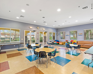 1029 Vintner Boulevard - Photo Thumbnail 60