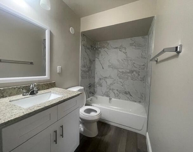 4393 Windsor Avenue - Photo Thumbnail 26