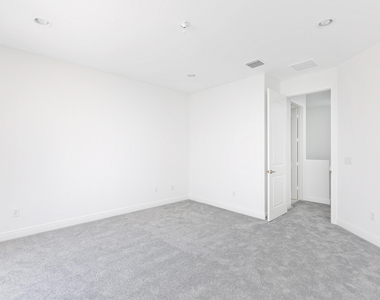 6979 Pines Circle - Photo Thumbnail 21