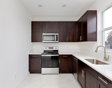 6979 Pines Circle - Photo Thumbnail 12
