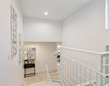 143 Foxtail Drive - Photo Thumbnail 19