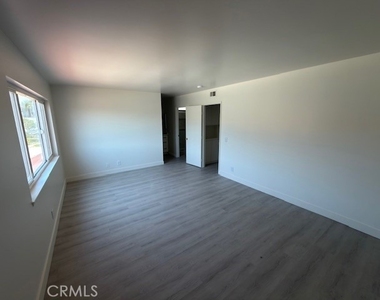 2214 Montague - Photo Thumbnail 11