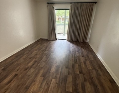 3510 W Sweetbay Court - Photo Thumbnail 10
