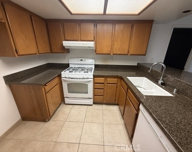 3510 W Sweetbay Court - Photo Thumbnail 3
