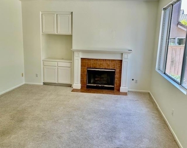 4926 Almondwood Way - Photo Thumbnail 9