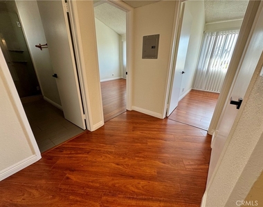 1523 Windsor Road - Photo Thumbnail 15