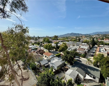 1523 Windsor Road - Photo Thumbnail 19