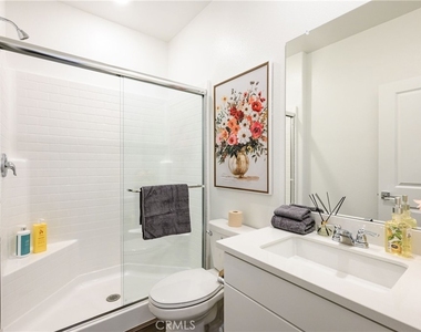 2634 Hannah Creek Lane - Photo Thumbnail 26