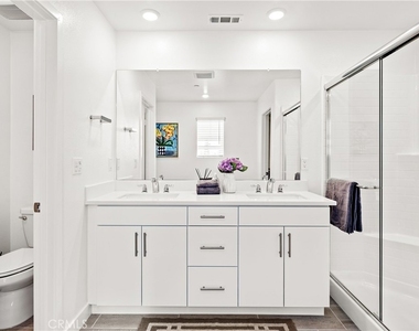 2634 Hannah Creek Lane - Photo Thumbnail 17