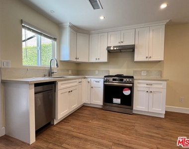 3753 W 60th Street - Photo Thumbnail 1