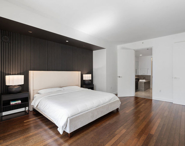 6250 Hollywood Boulevard - Photo Thumbnail 18
