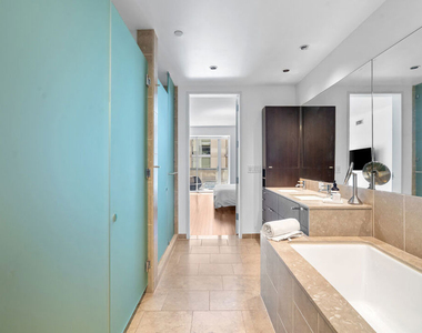 6250 Hollywood Boulevard - Photo Thumbnail 21