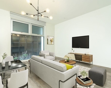 630 W 6th Street - Photo Thumbnail 17