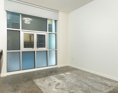 630 W 6th Street - Photo Thumbnail 20