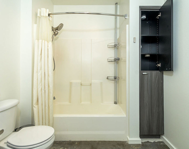 630 W 6th Street - Photo Thumbnail 31