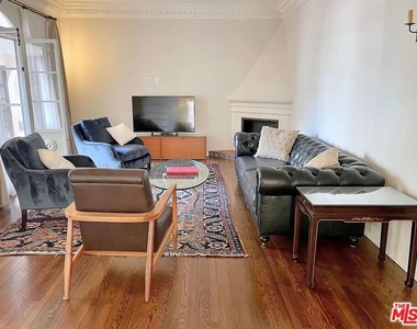 1330 N Harper Avenue - Photo Thumbnail 34