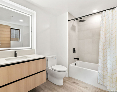 11013 Hartsook Street - Photo Thumbnail 6