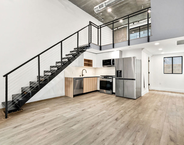 11013 Hartsook Street - Photo Thumbnail 2