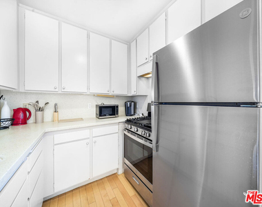 9005 Cynthia Street - Photo Thumbnail 22