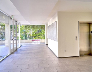 9005 Cynthia Street - Photo Thumbnail 2