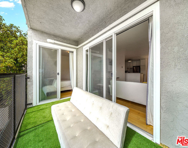 9005 Cynthia Street - Photo Thumbnail 12