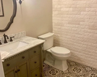 4502 Wolsey Court - Photo Thumbnail 7