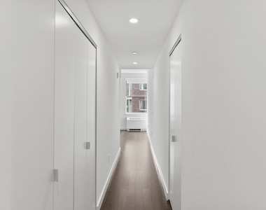 116 John St - Photo Thumbnail 3