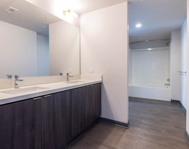 222 S Main St - Photo Thumbnail 10