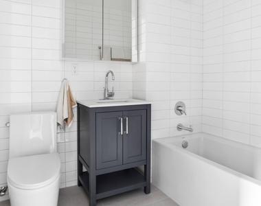 457 West 150th Street - Photo Thumbnail 7