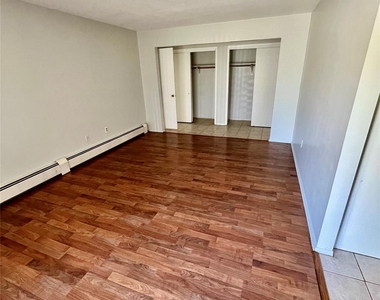 1 Heritage Drive - Photo Thumbnail 3