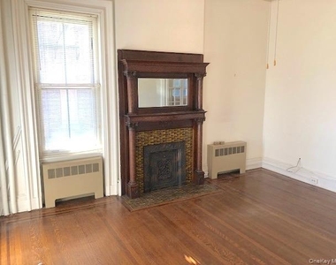 24 Vassar Street - Photo Thumbnail 12