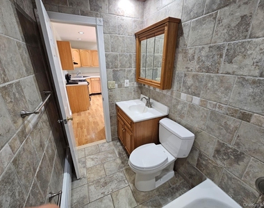 2 Carnegie Drive - Photo Thumbnail 11