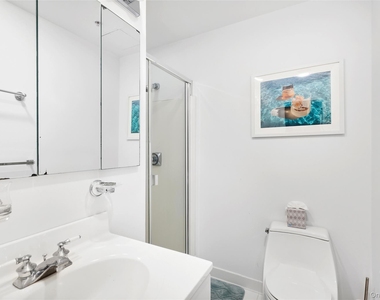 250 Dune Road - Photo Thumbnail 7