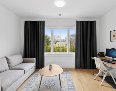 8 Sweetgrass Road - Photo Thumbnail 15