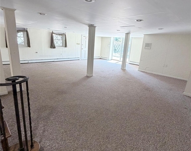 216 Maple Avenue - Photo Thumbnail 18