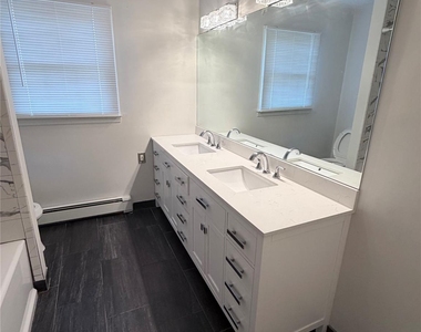 216 Maple Avenue - Photo Thumbnail 25