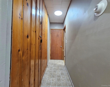 704 Tower Avenue - Photo Thumbnail 17
