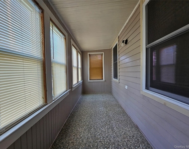 704 Tower Avenue - Photo Thumbnail 21