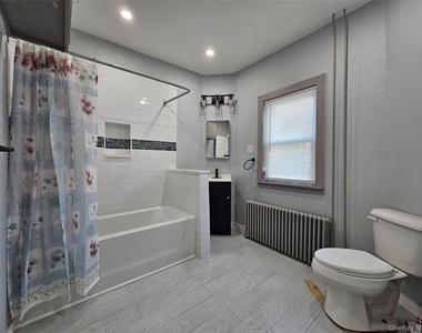 704 Tower Avenue - Photo Thumbnail 8
