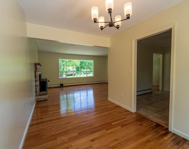 5 Idlewild Drive - Photo Thumbnail 14