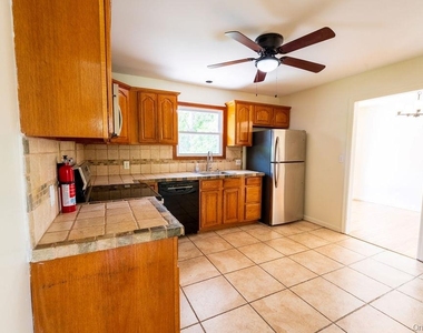 5 Idlewild Drive - Photo Thumbnail 17