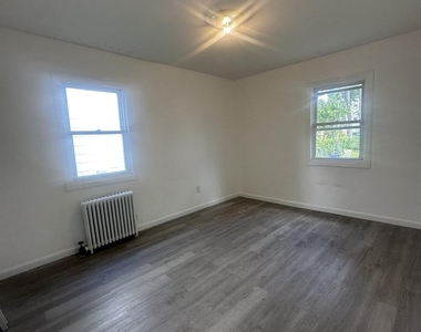52 Talmadge Street - Photo Thumbnail 5