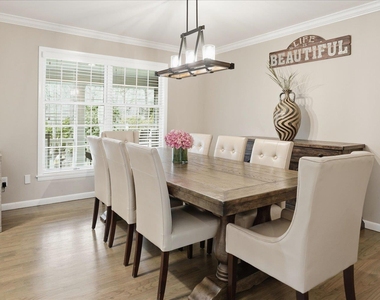 20 Stuart Court - Photo Thumbnail 11