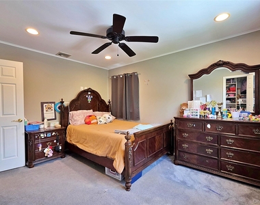 110 Briarwood Lane - Photo Thumbnail 15
