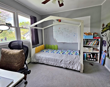 110 Briarwood Lane - Photo Thumbnail 17