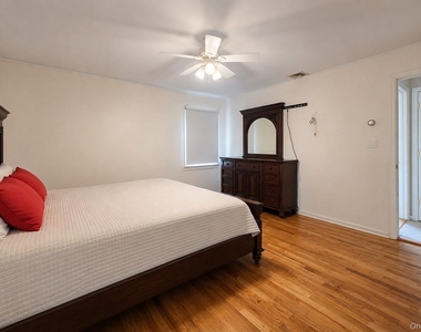 110 Briarwood Lane - Photo Thumbnail 33