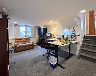 110 Briarwood Lane - Photo Thumbnail 18