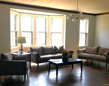 940 Smith Lane - Photo Thumbnail 4